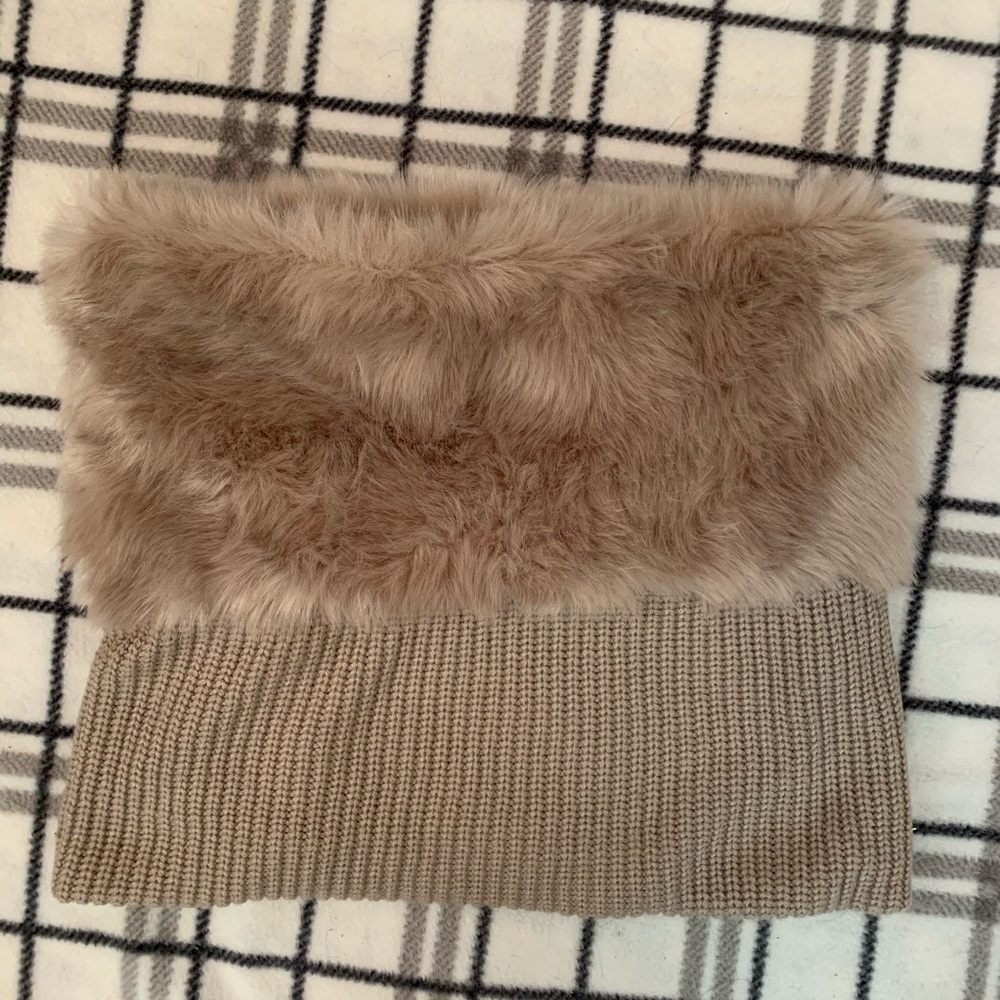 Dennis by Dennis Basso infinity scarf